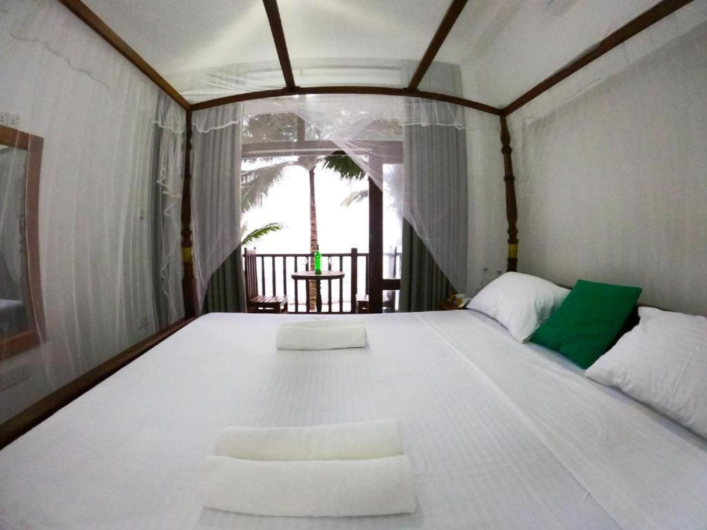 Asa Bay Beach Resort 탈페 외부 사진